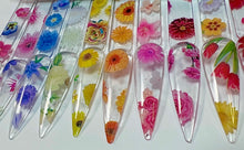 Load image into Gallery viewer, Floral Nail Foil
